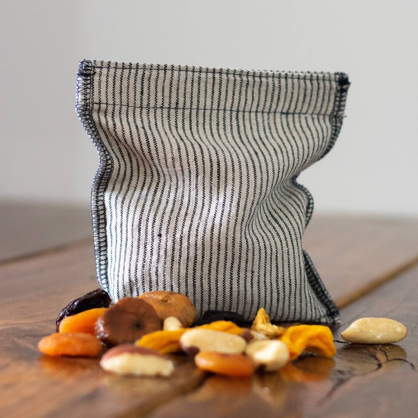 Reusable Linen Snack Bag - Handmade in Cornwall - Navy & Natural Stripes