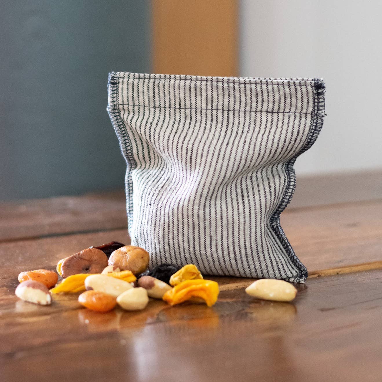 Reusable Linen Snack Bag - Handmade in Cornwall - Navy & Natural Stripes